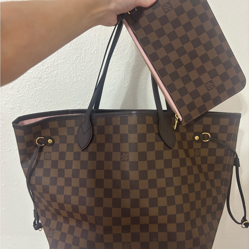 Louis Vuitton Neverfull MM in DE pink interior - Picture 6 of 7